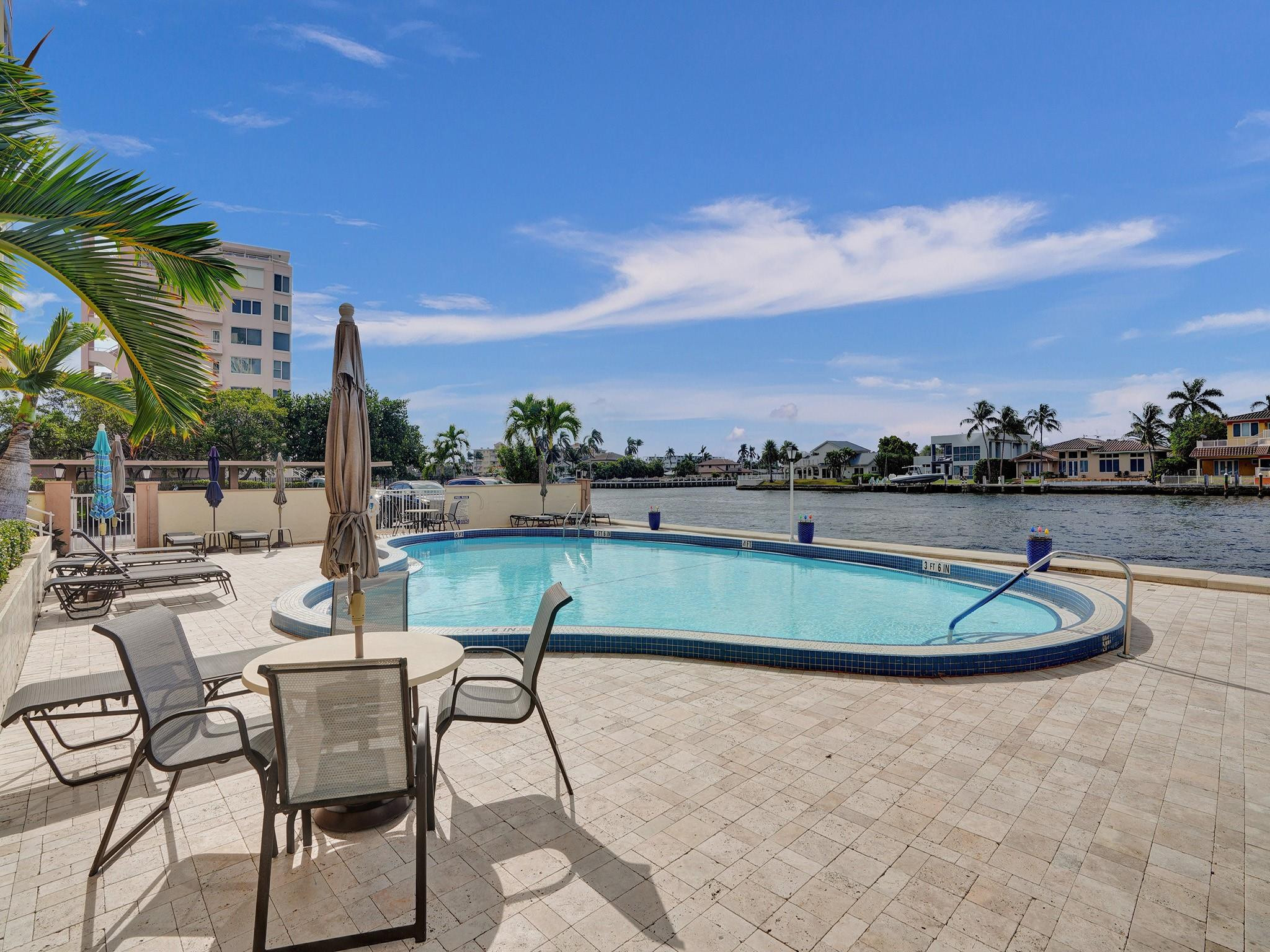 Seville House - Residential