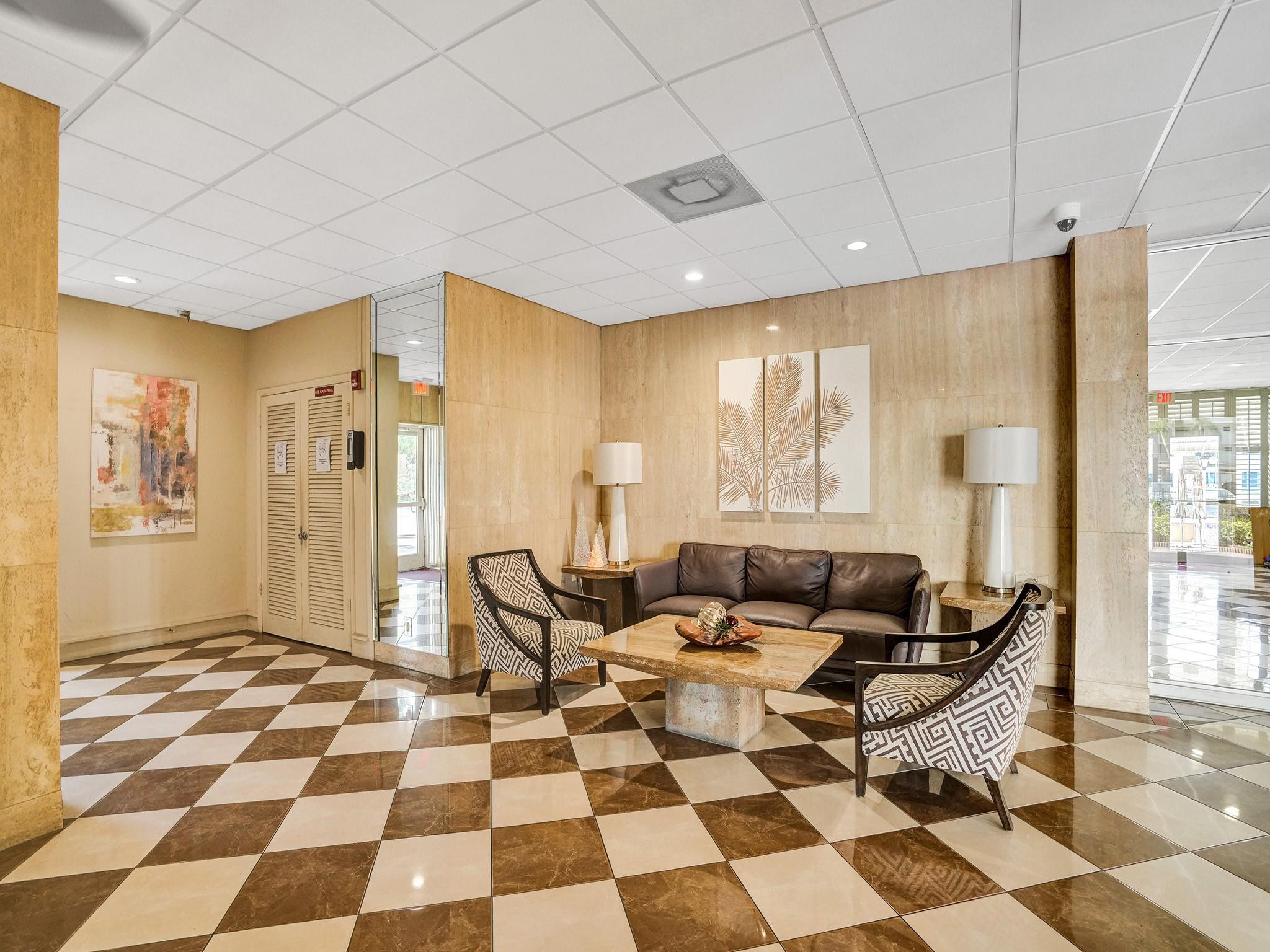 Seville House - Residential