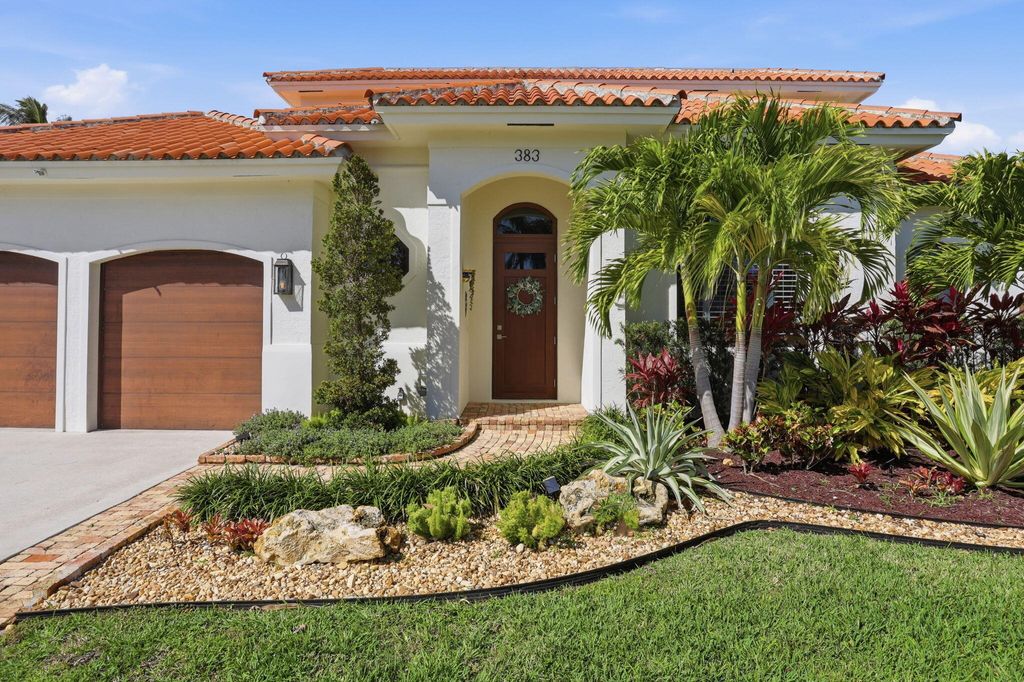 Photo of 383 Redwood Lane, Boca Raton, FL 33487 (MLS # B26000040)