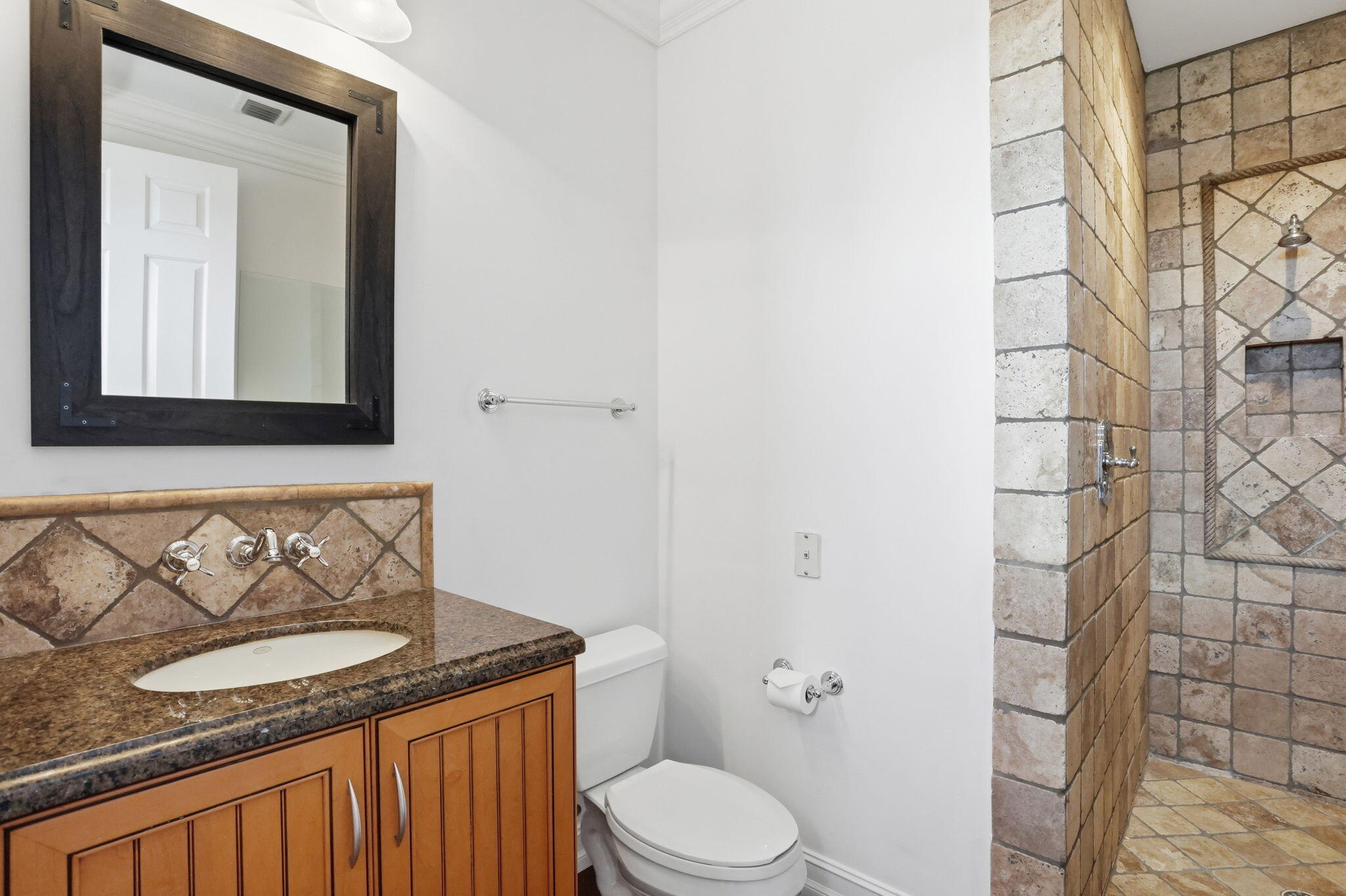 HIDDEN VALLEY SEC 3 - Residential