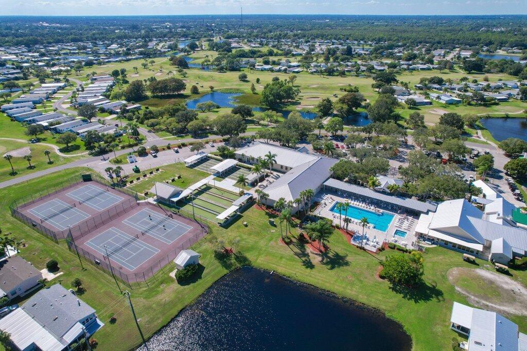 THE LINKS AT SAVANNA CLUB - Residential