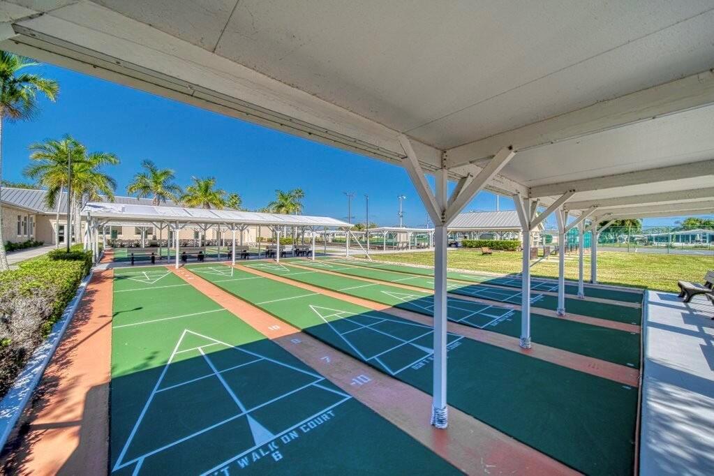 THE LINKS AT SAVANNA CLUB - Residential