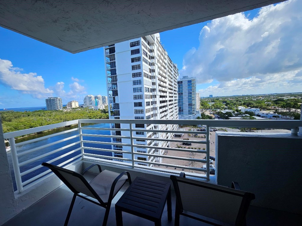 2670 E Sunrise Boulevard 1105