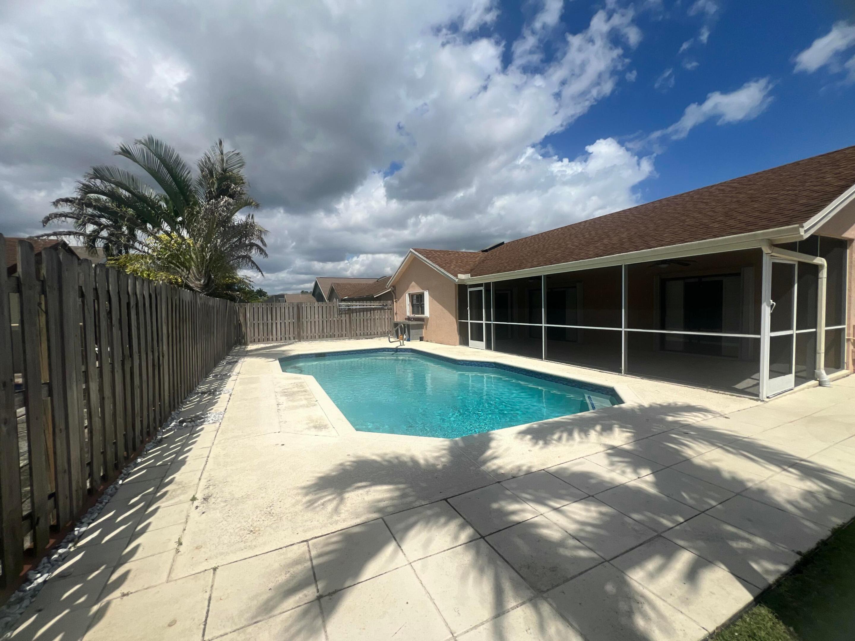 Country Landing 3 - Residential