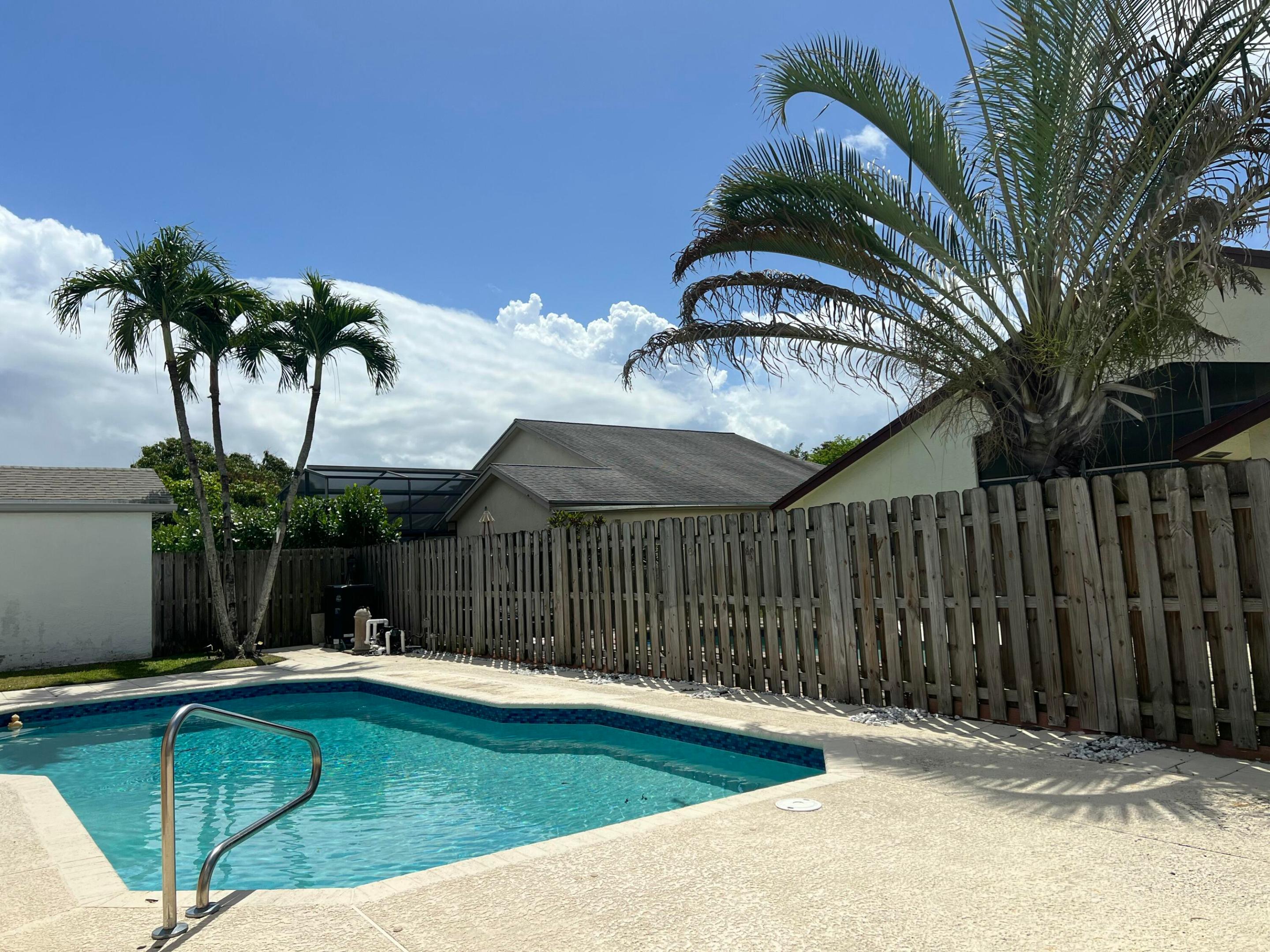 Country Landing 3 - Residential
