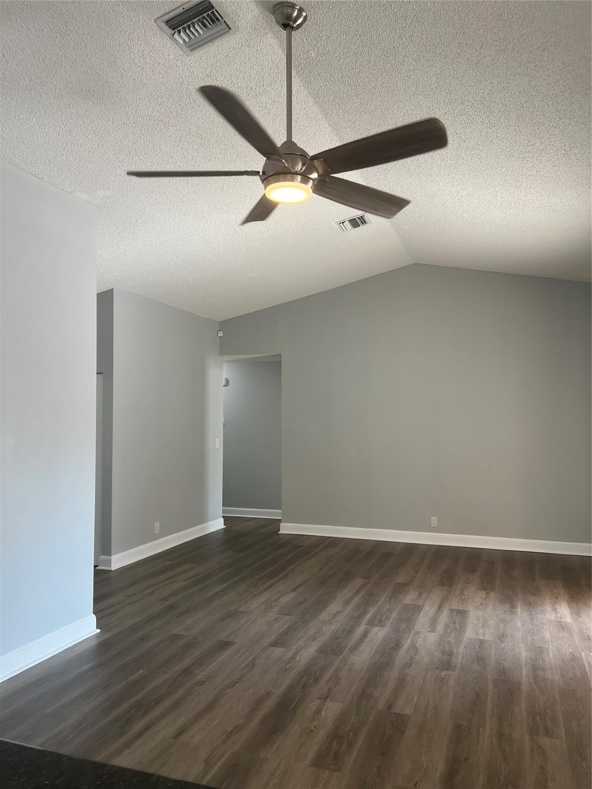 Country Landing 3 - Residential