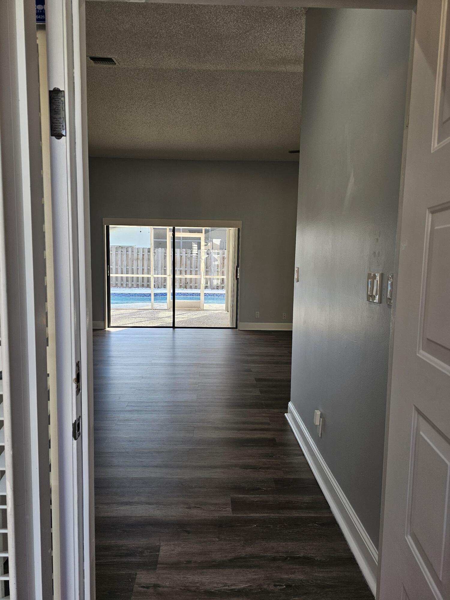 Country Landing 3 - Residential