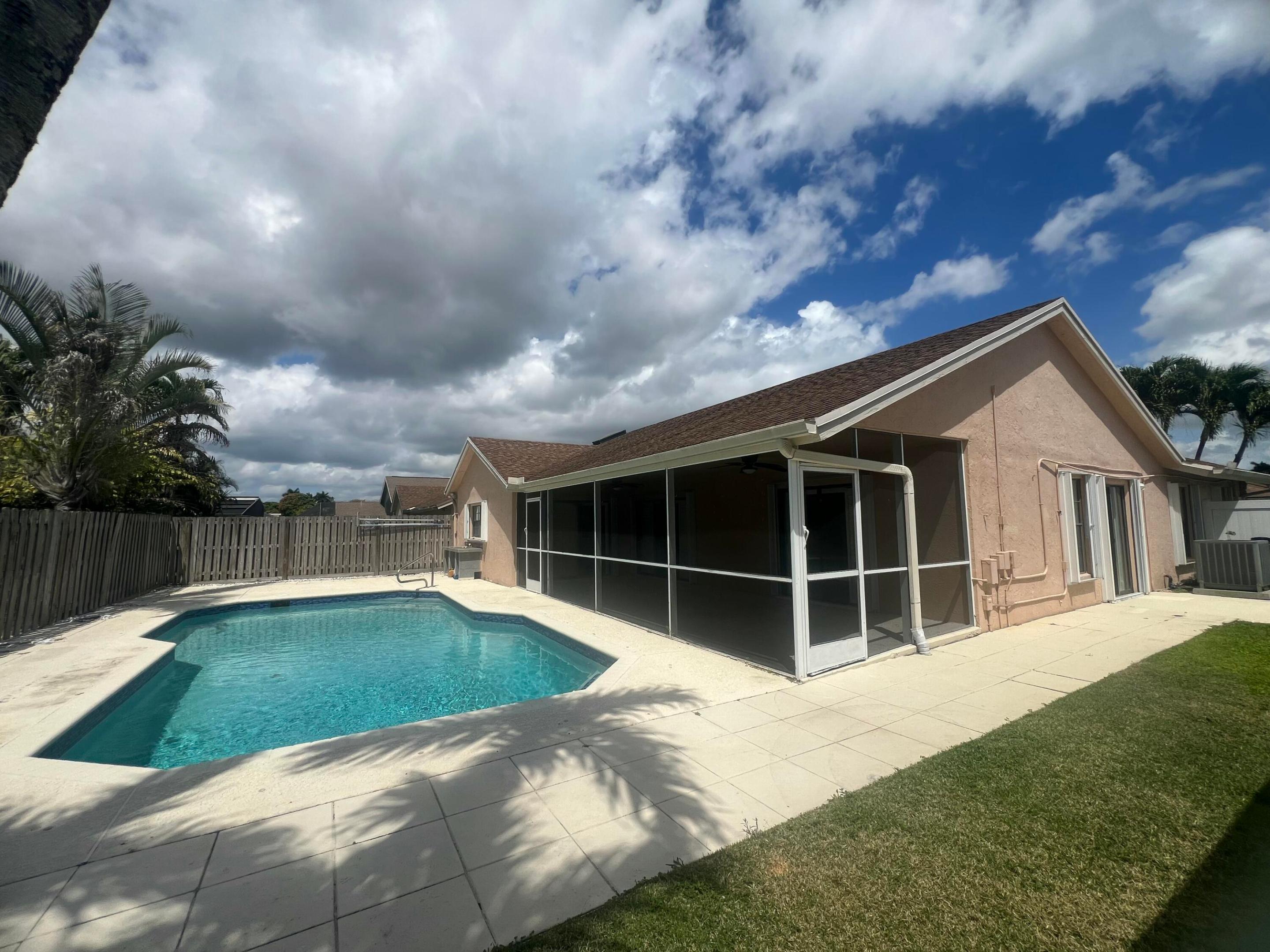 Country Landing 3 - Residential