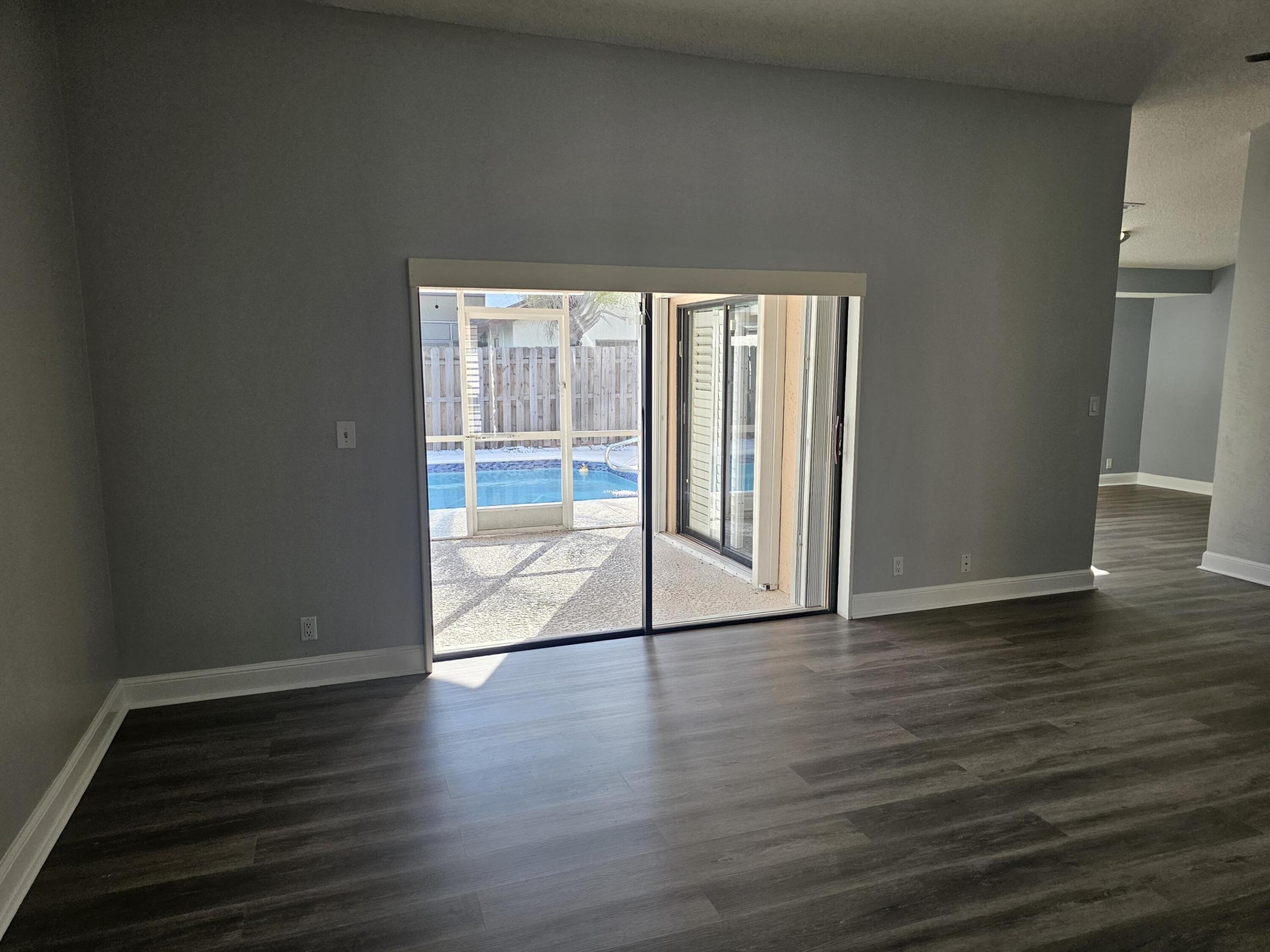 Country Landing 3 - Residential