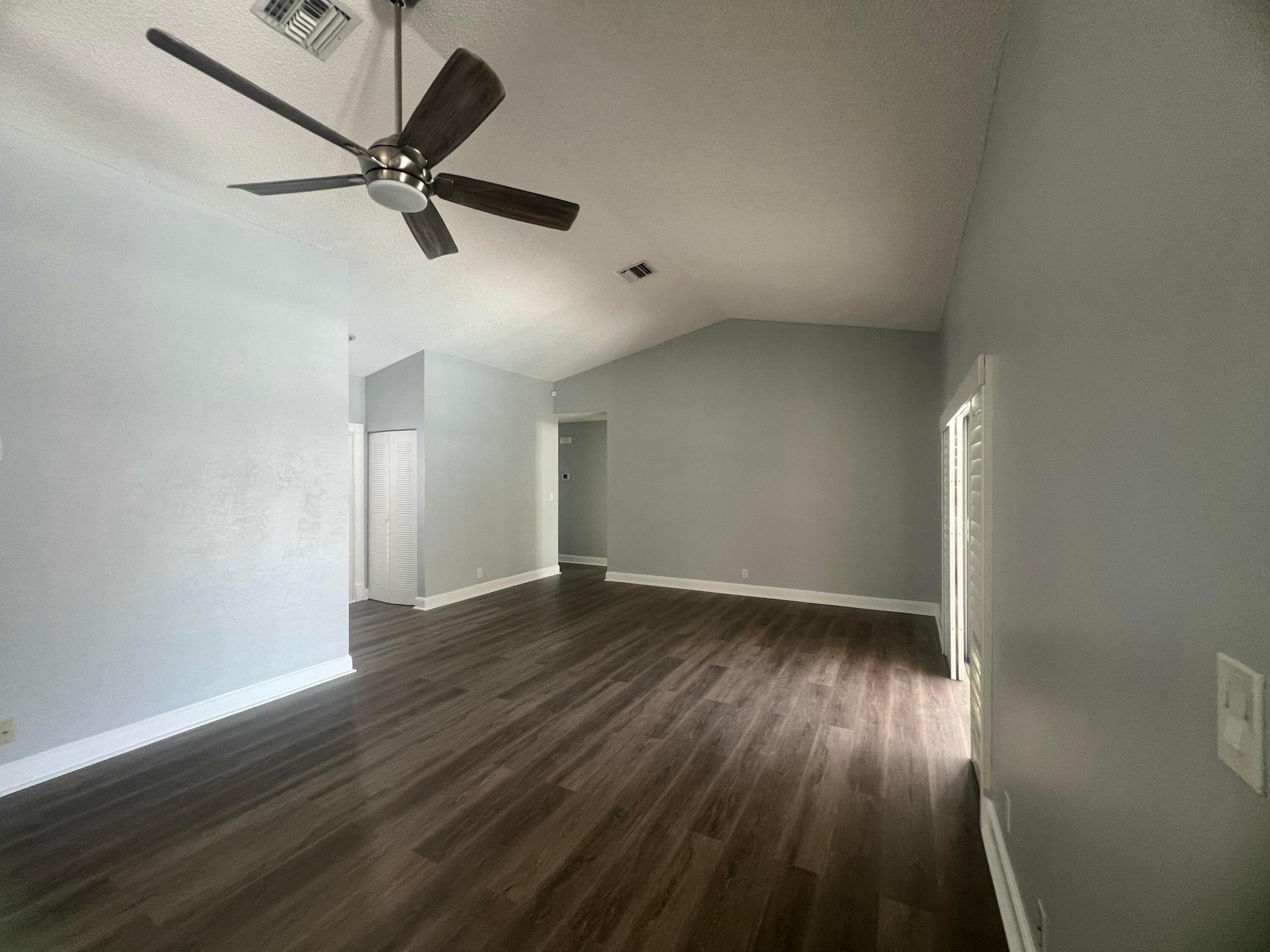 Country Landing 3 - Residential