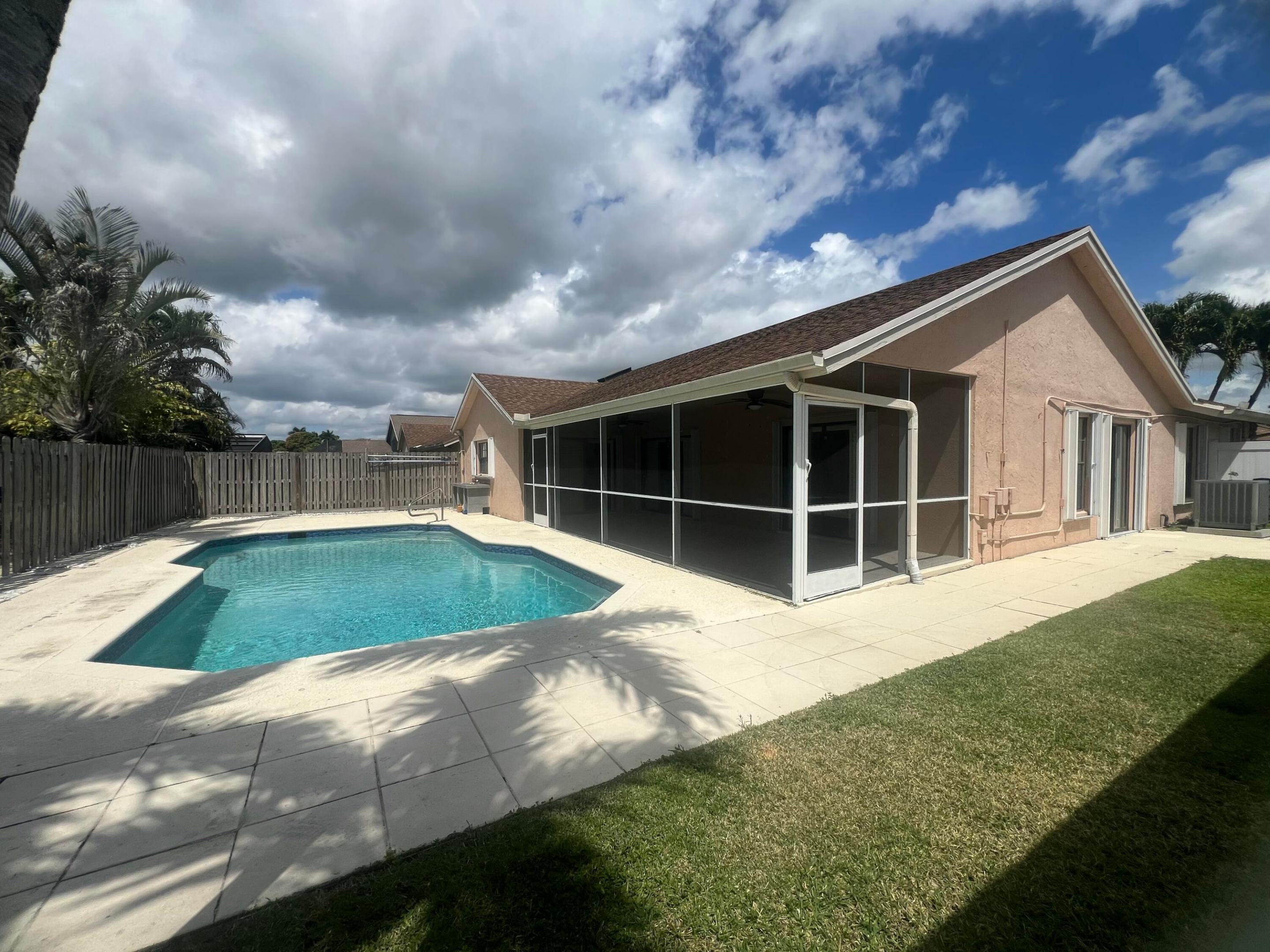 Country Landing 3 - Residential