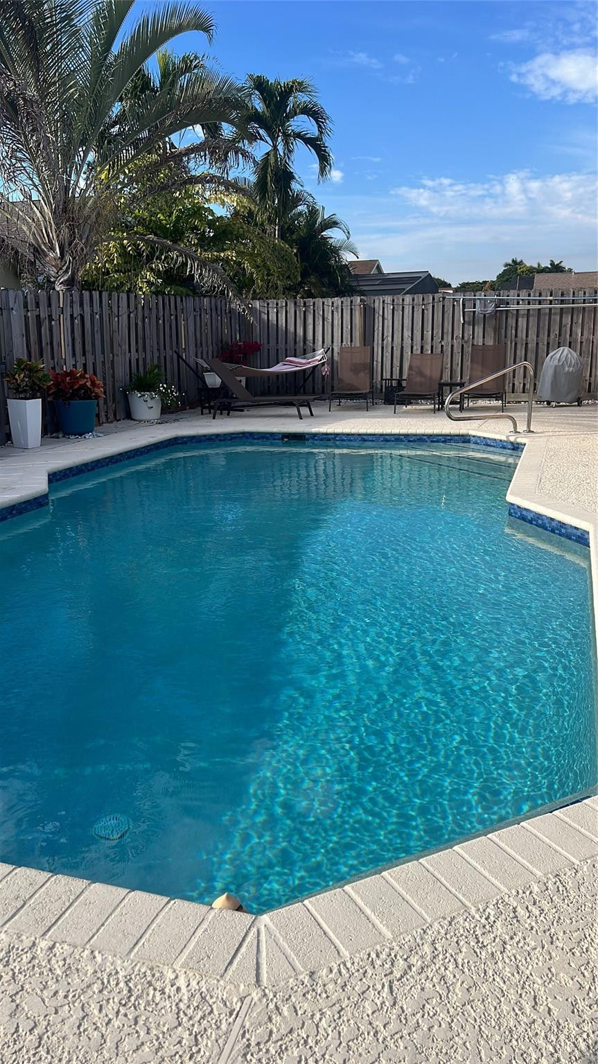 21023 Rustlewood Avenue