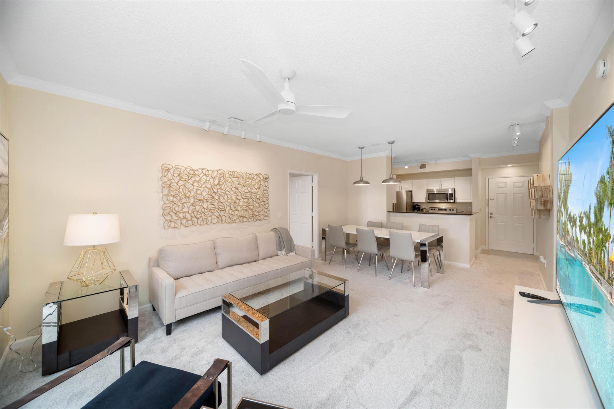 720 S Sapodilla Avenue 301