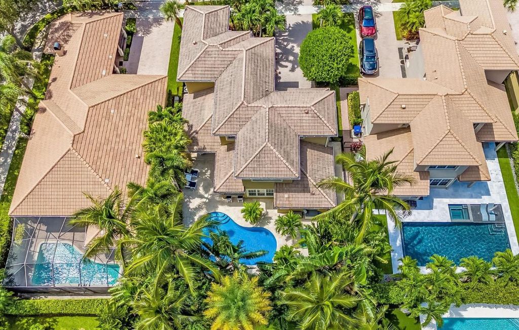 Photo of 131 Via Veracruz, Jupiter, FL 33458 (MLS # R11112992)