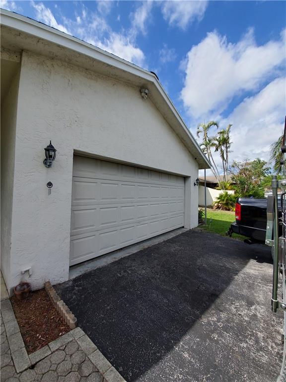 Palm Aire Village 3rd Sec - Residential