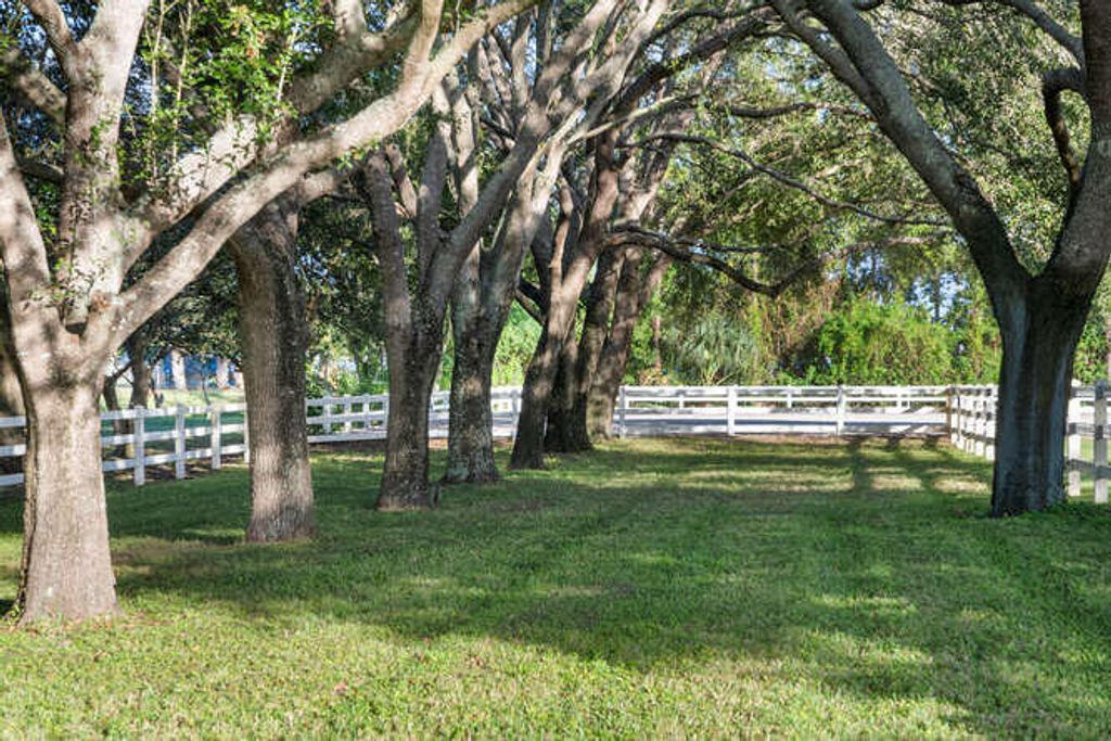 Photo of 2760 Appaloosa Trail, Wellington, FL 33414 (MLS # R11160236)