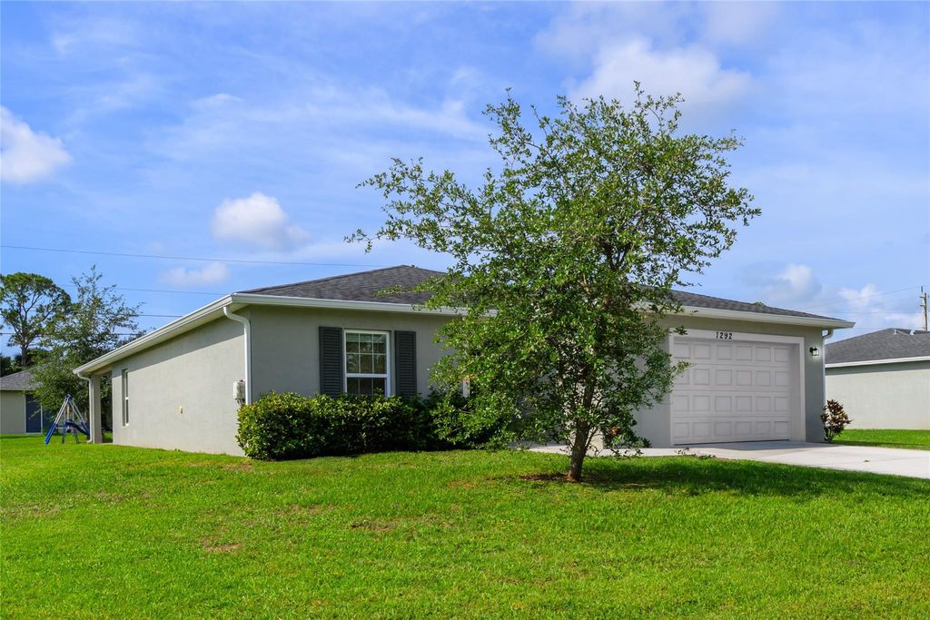 Photo of 1292 SW Lawndale Avenue, Port Saint Lucie, FL 34953 (MLS # F10506619)