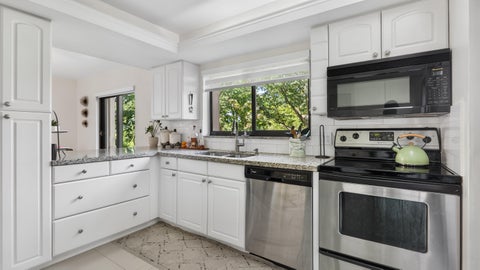 Tiny photo for 219 Wimbledon Lakes Drive, Plantation, FL 33324 (MLS # B26090983)