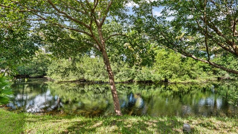 Tiny photo for 219 Wimbledon Lakes Drive, Plantation, FL 33324 (MLS # B26090983)
