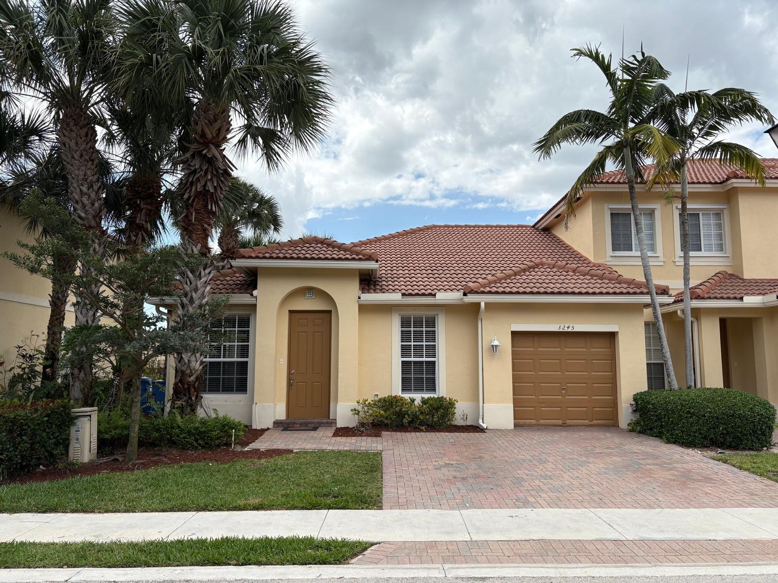 Beautiful single home ready for a new family. Welcome to this well maintained 3 bedroom 2 bathroom home with
a 1-car garage in Isles of Oakland Park. Kitchen includes granite counter tops, full-size washer and dryer. back
patio has a water view of the pond.