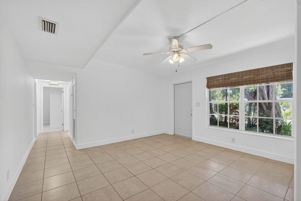 Photo of 1007 W Hawie Street, Jupiter, FL 33458 (MLS # R11108847)