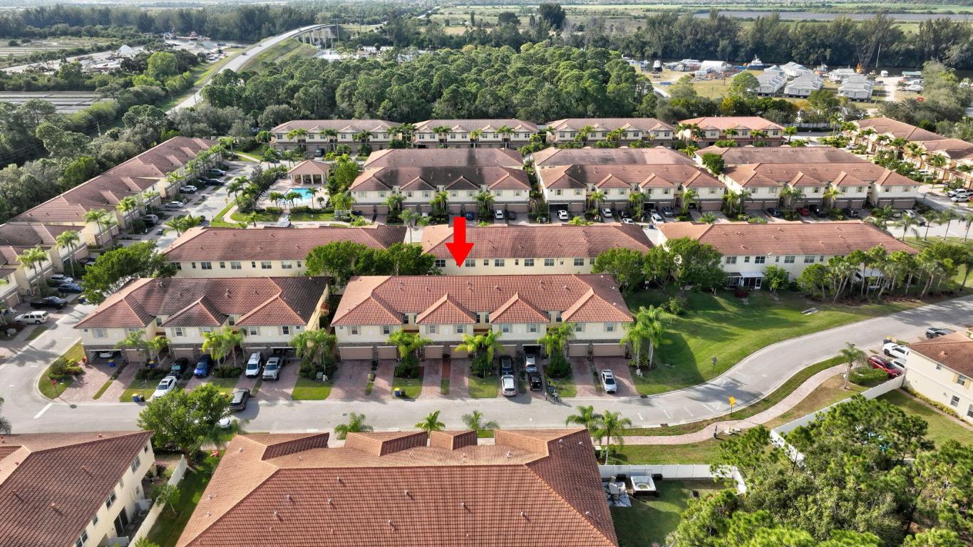 RIVER MARINA - Residential Lease