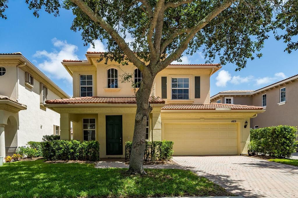 Photo of 489 Leaf Drive, Palm Beach Gardens, FL 33410 (MLS # R10821165)