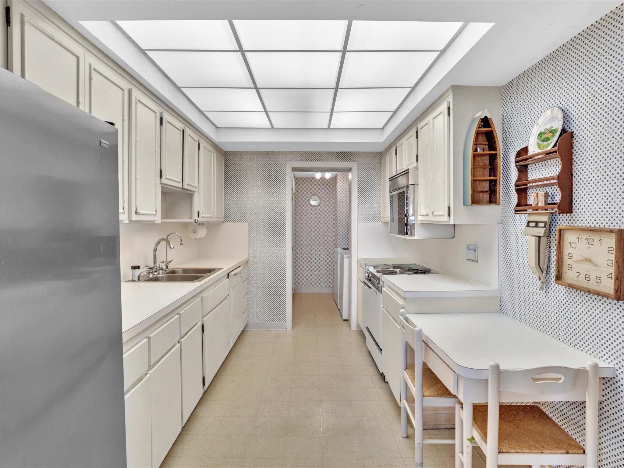 BARR TERRACE CONDO - Residential