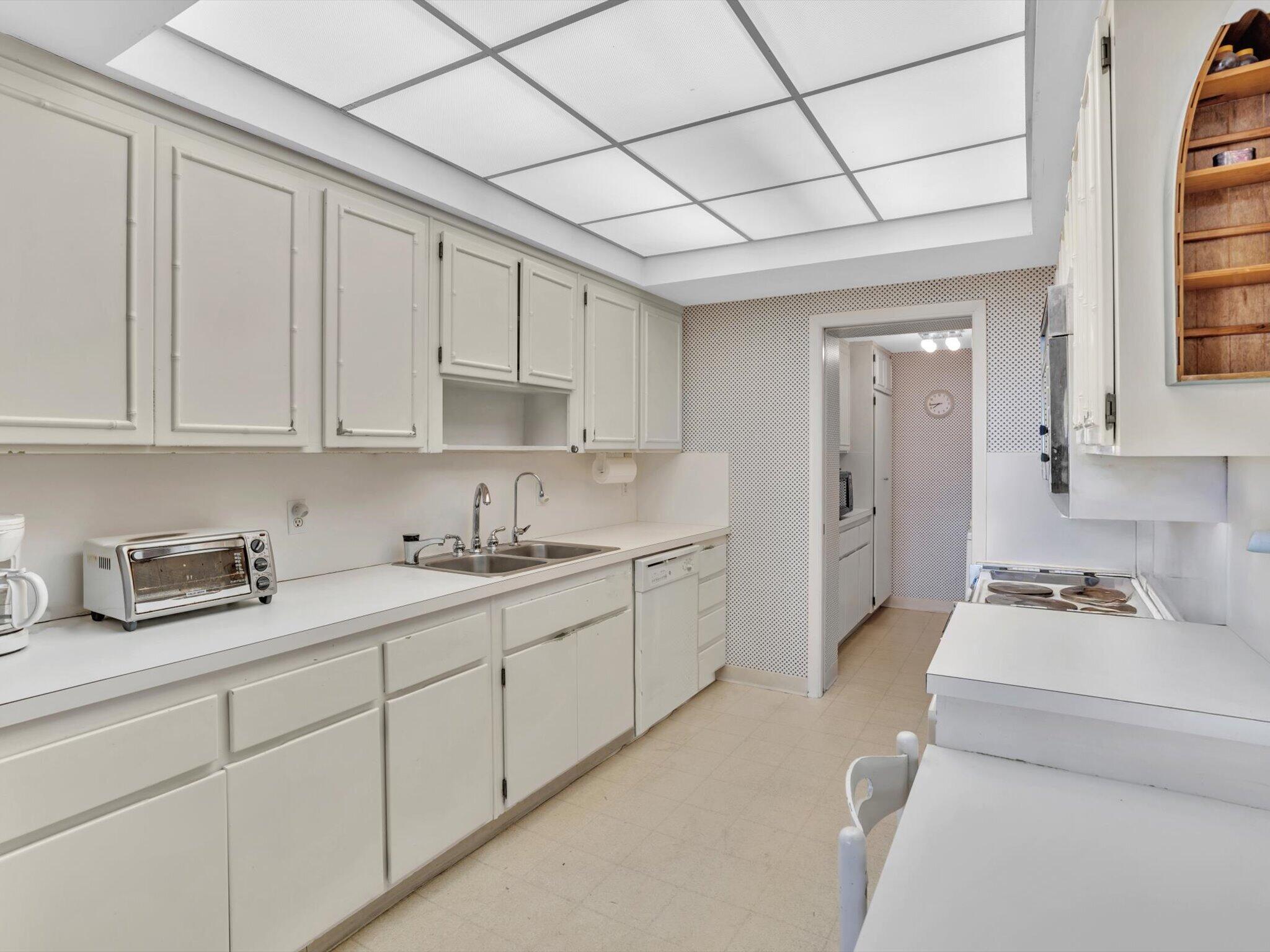 BARR TERRACE CONDO - Residential