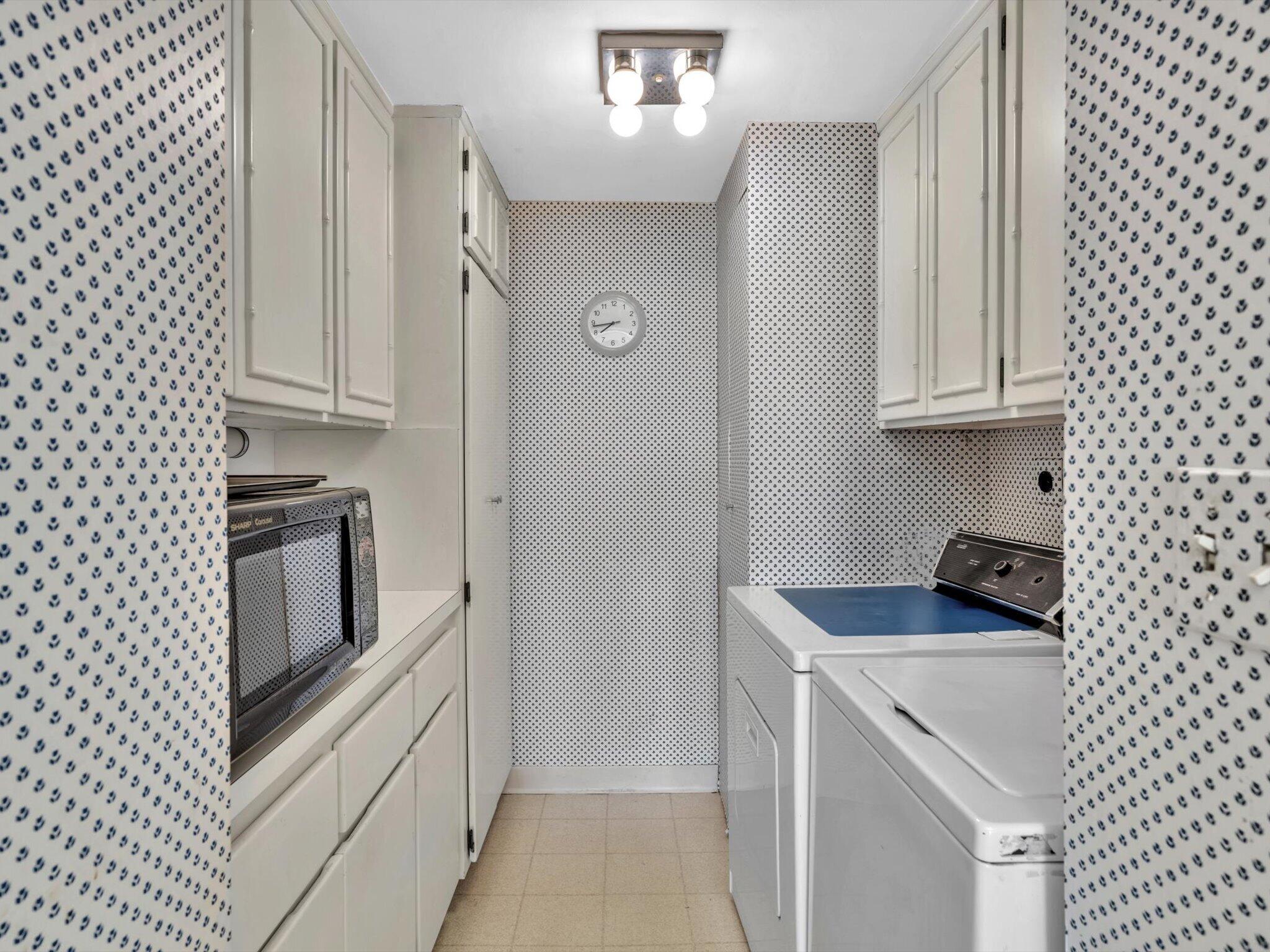 BARR TERRACE CONDO - Residential