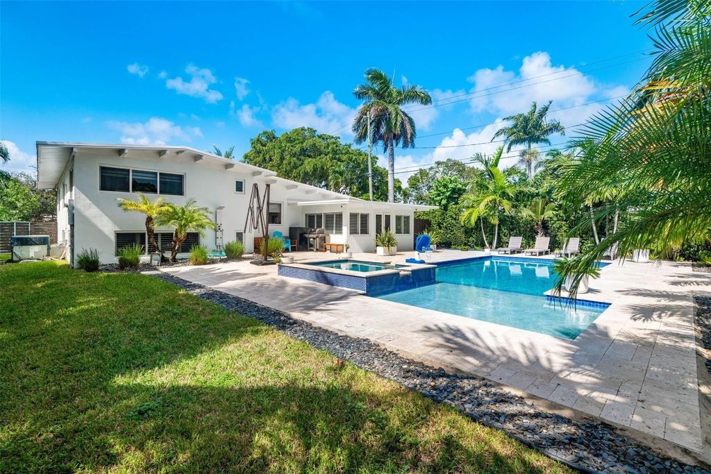 Photo of 1936 Harbour Inlet Drive, Fort Lauderdale, FL 33316 (MLS # F10506905)