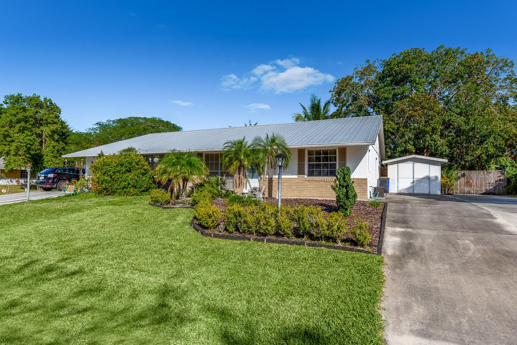 Photo of 4477 SE Roaring Brook Way, Stuart, FL 34997 (MLS # R10767330)