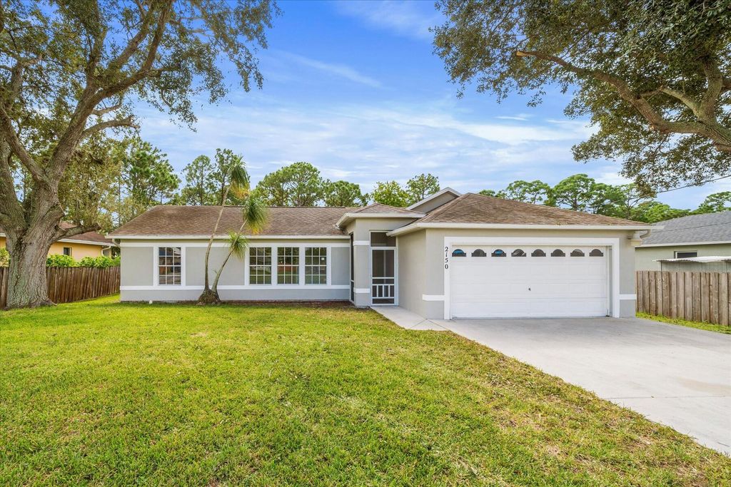 Photo of 2150 SW Biella Avenue, Port Saint Lucie, FL 34953 (MLS # R10946294)