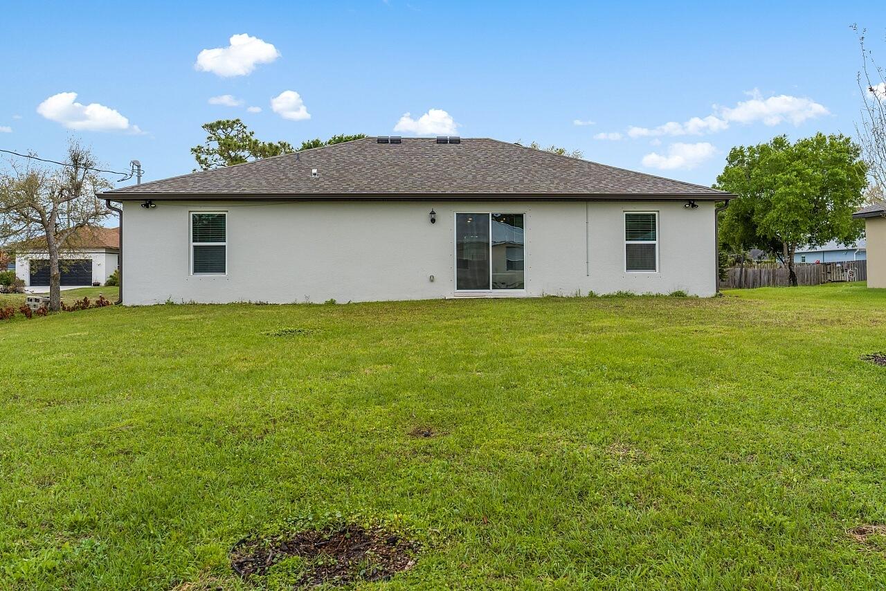 VERO LAKE ESTATES UNIT P - Residential