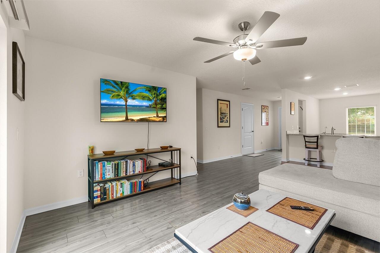 VERO LAKE ESTATES UNIT P - Residential