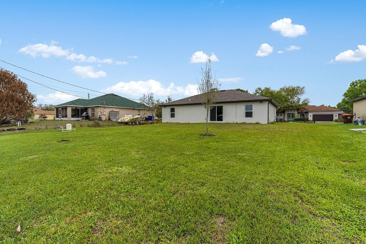 VERO LAKE ESTATES UNIT P - Residential