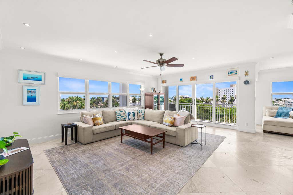 Photo of 1000 Lowry Street #7e, Delray Beach, FL 33483 (MLS # R11121475)