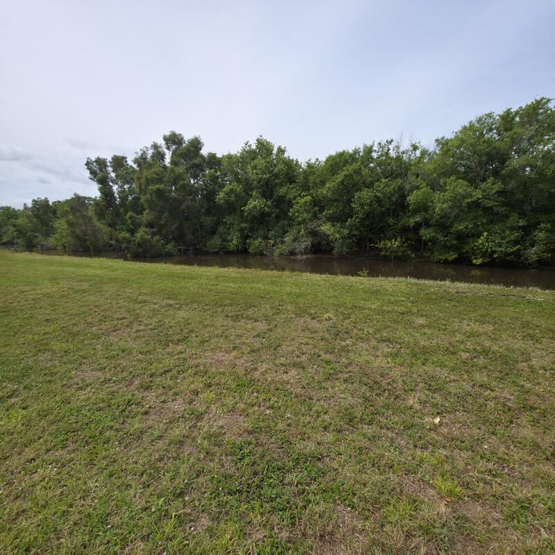 HIGH POINT OF FORT PIERCE CONDOMINIUM SECTION 2 - Residential