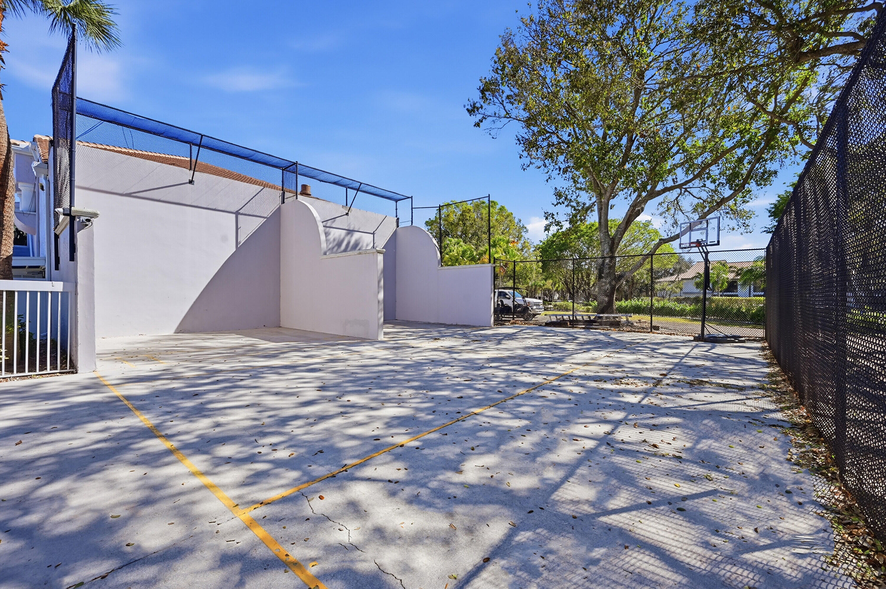 Platina/ Diamante Village - Residential Lease