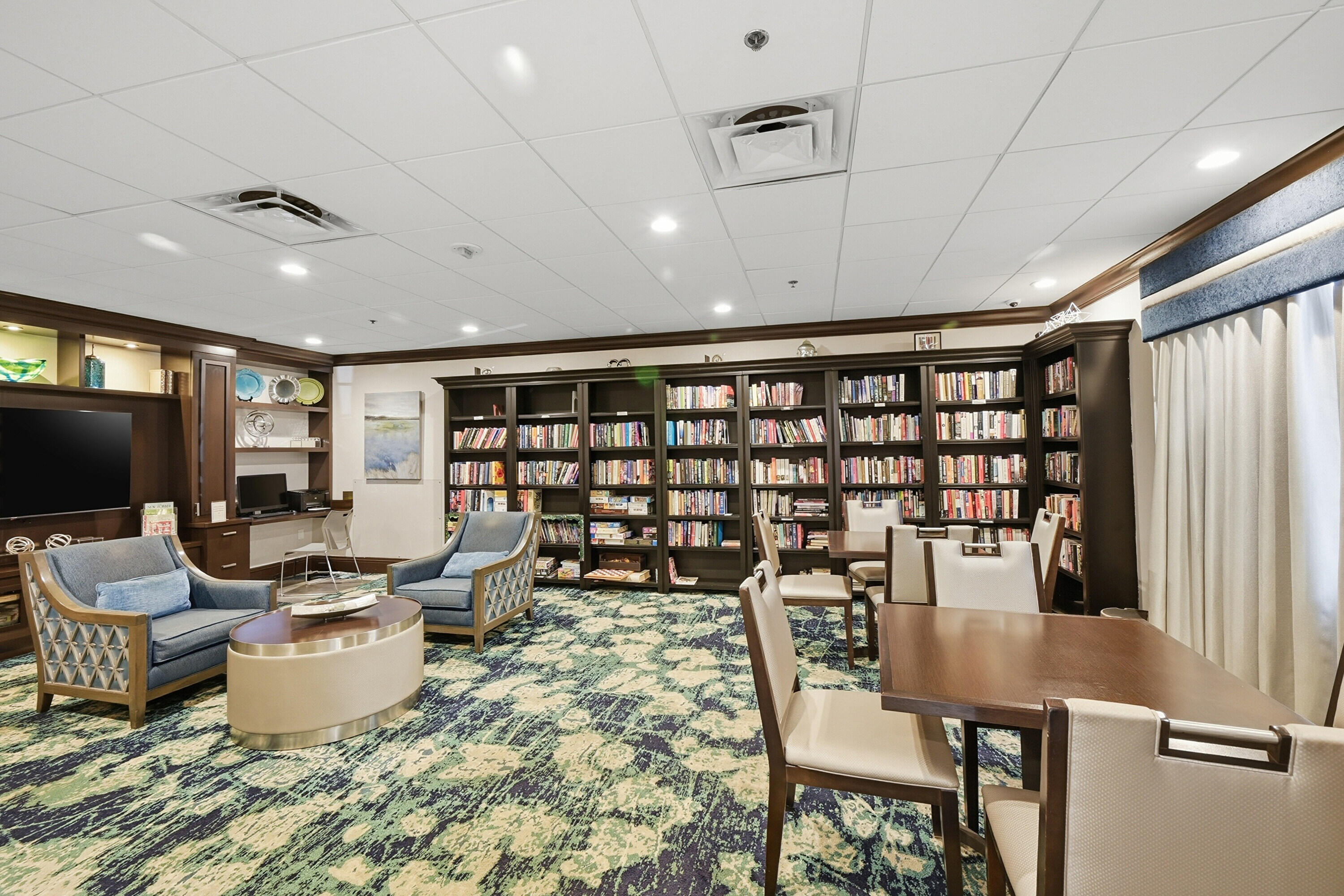 Platina/ Diamante Village - Residential Lease