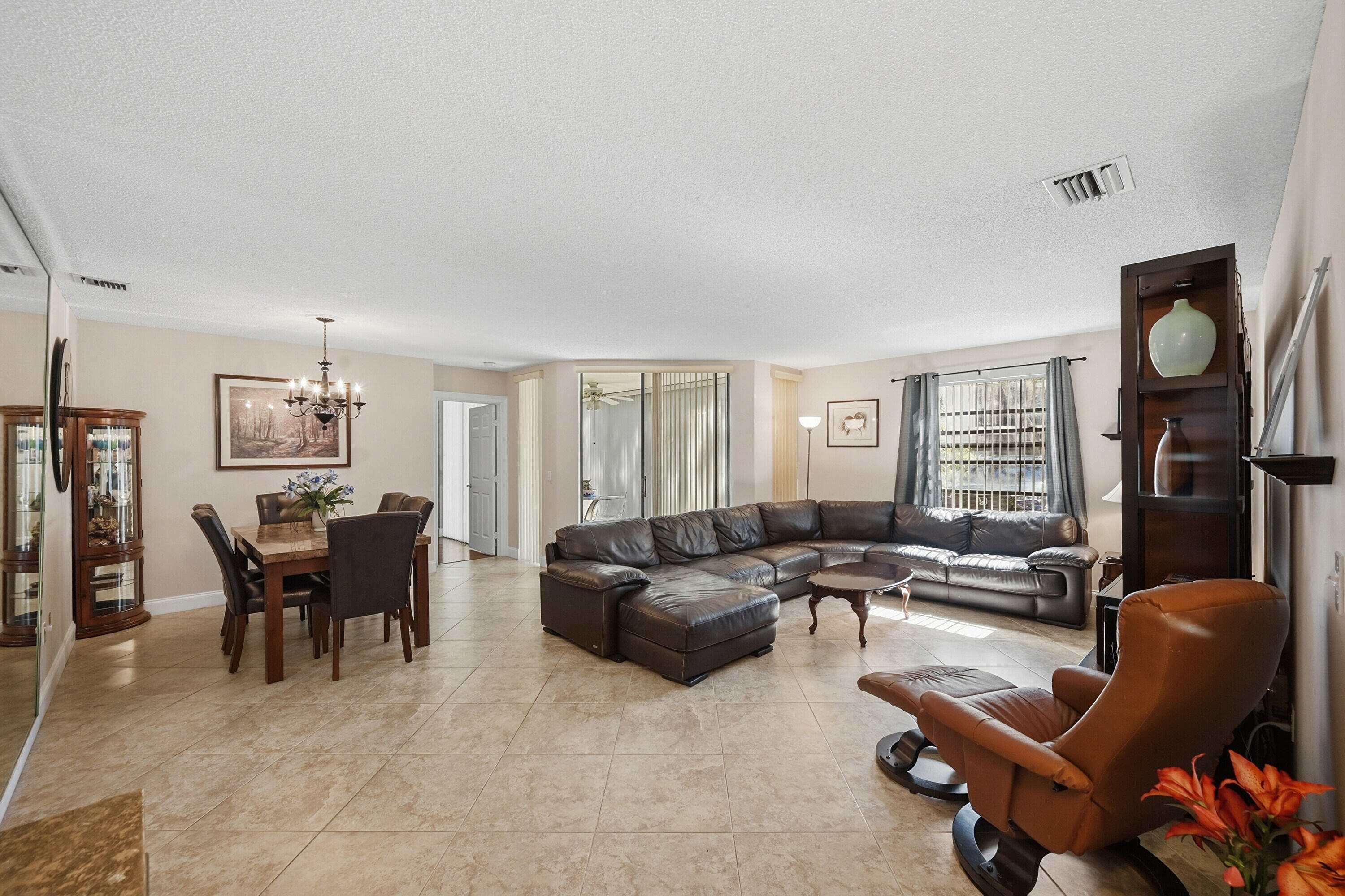 Platina/ Diamante Village - Residential Lease