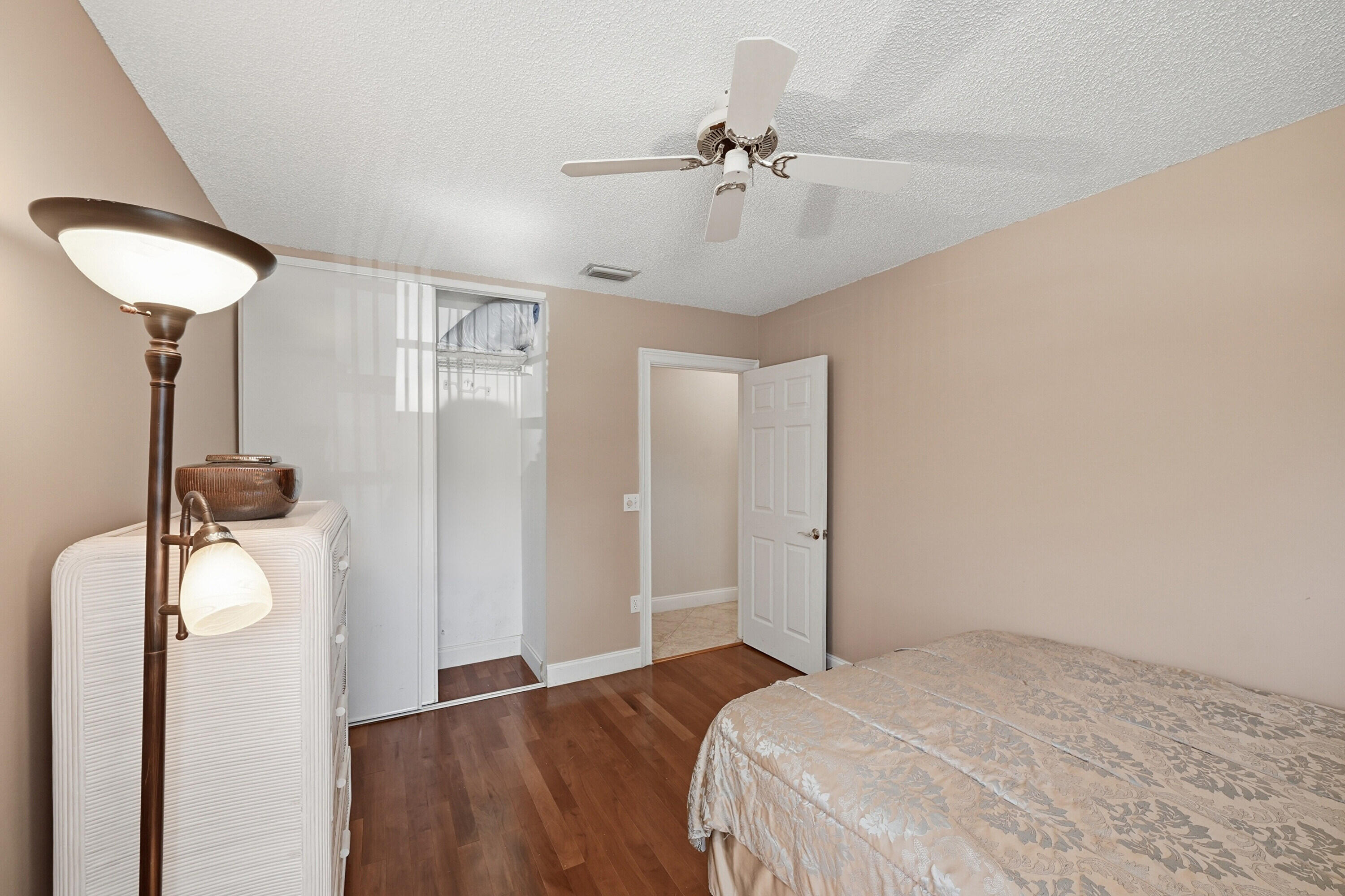 Platina/ Diamante Village - Residential Lease