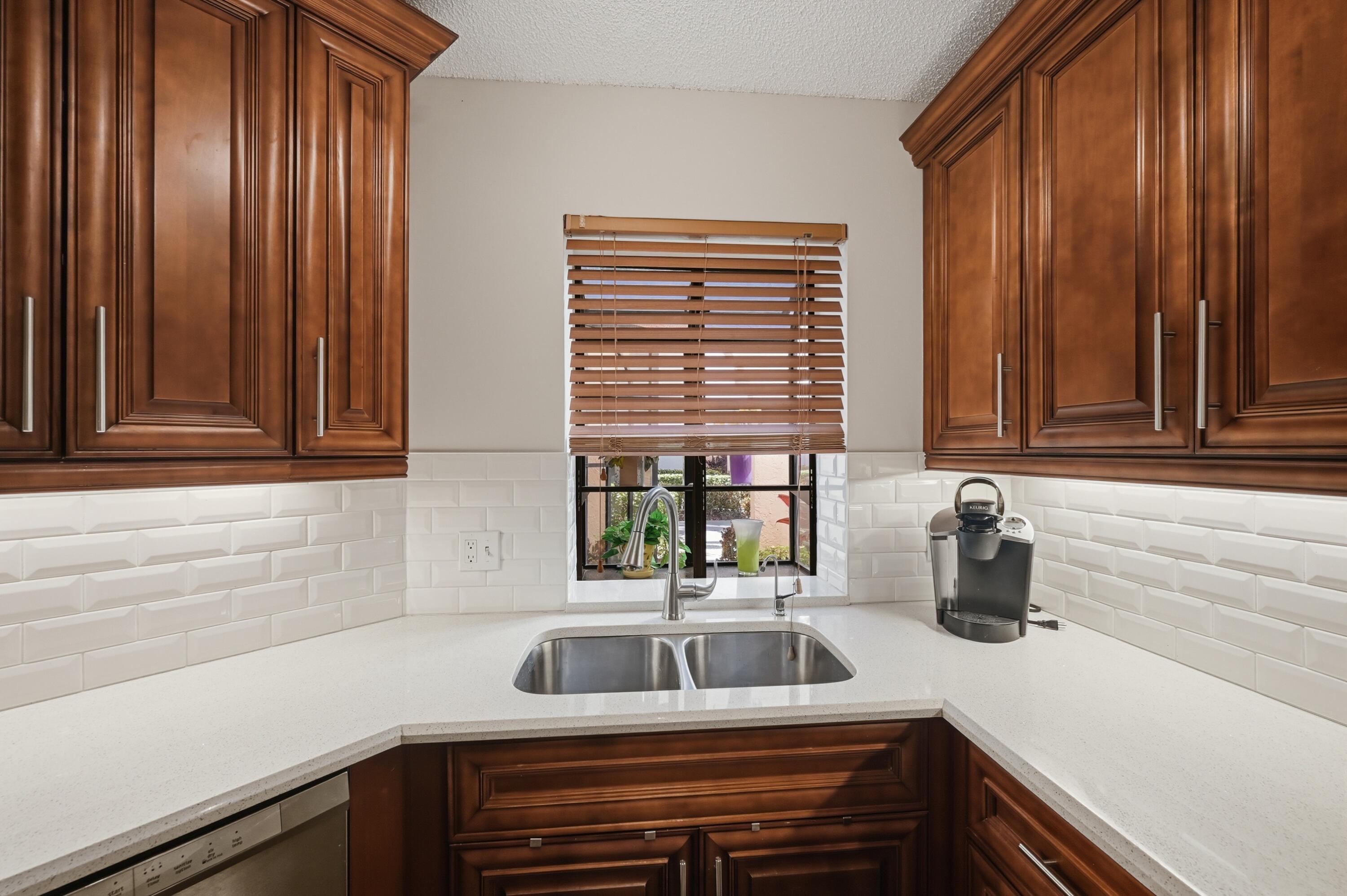 Platina/ Diamante Village - Residential Lease