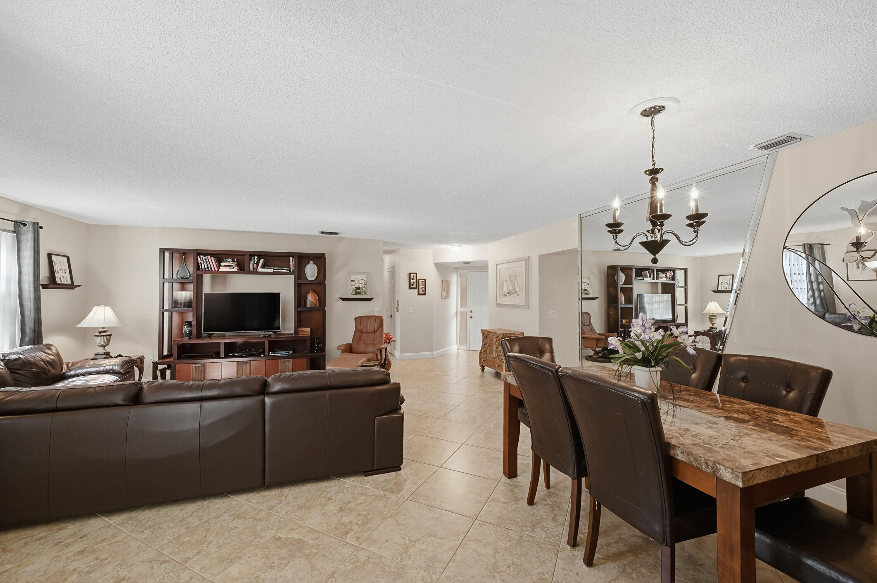 Platina/ Diamante Village - Residential Lease