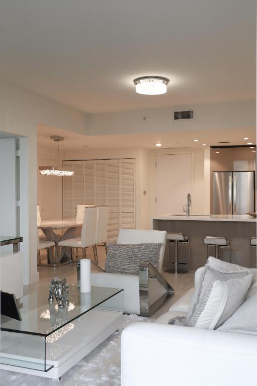 METROPICA NORTH TOWER ONE - Residential