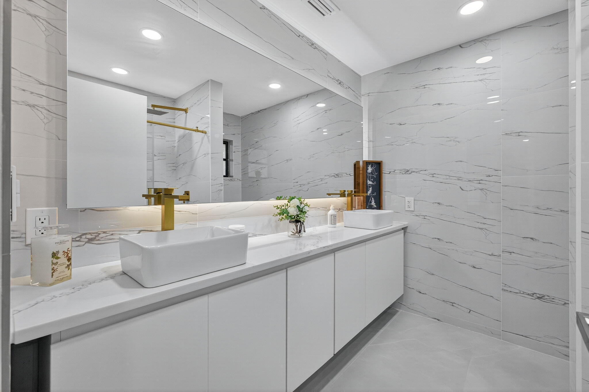 PALM CHASE CONDO - Residential