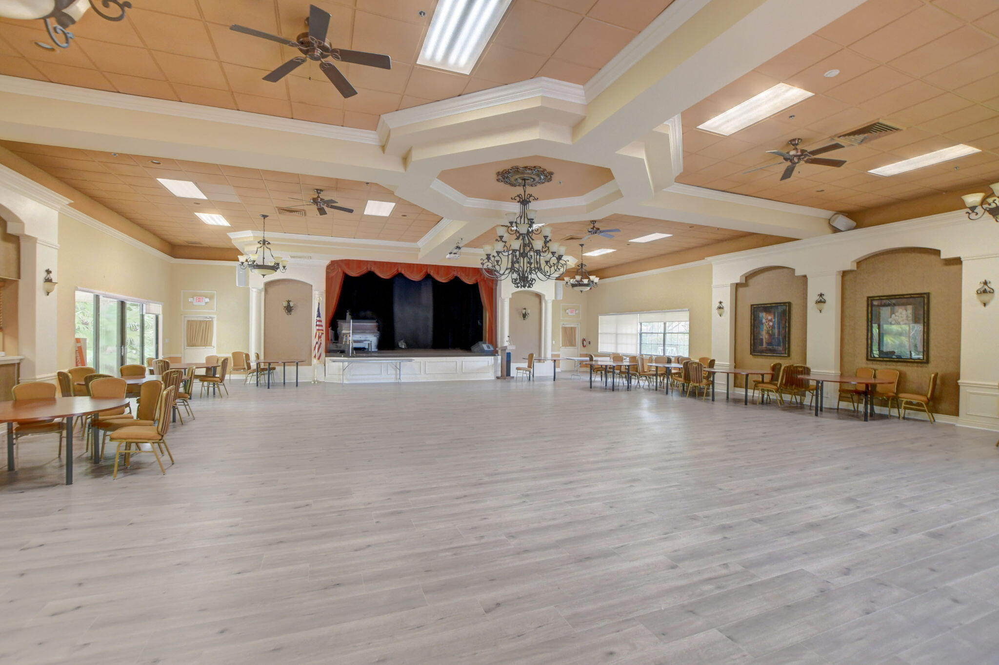 PALM CHASE CONDO - Residential