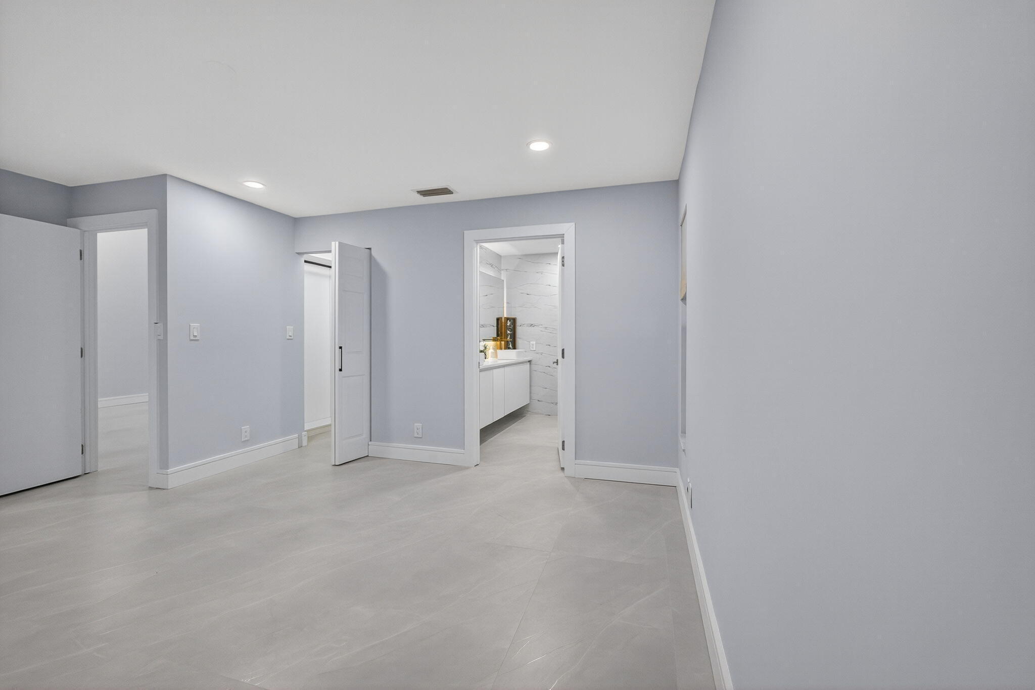 PALM CHASE CONDO - Residential