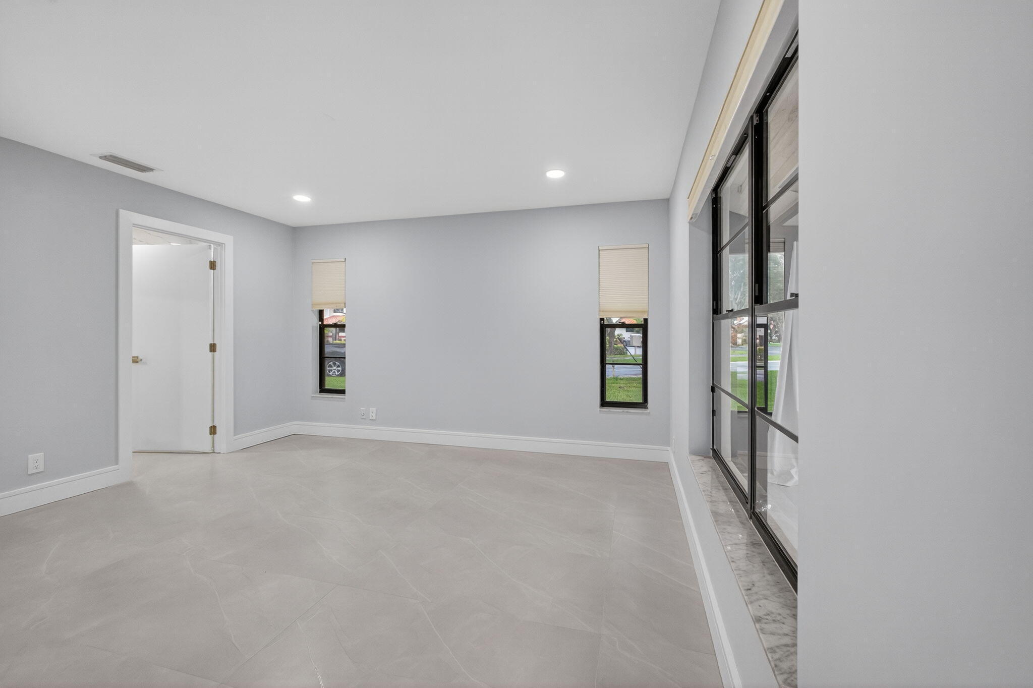 PALM CHASE CONDO - Residential