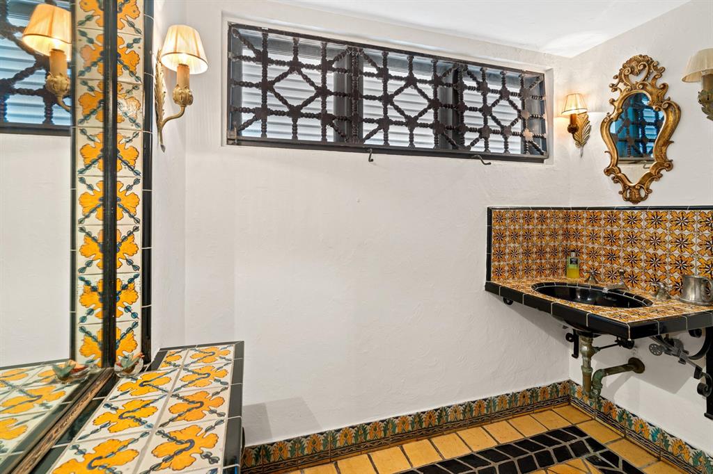 POINCIANA PARK 2ND ADD - Residential